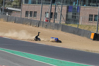 brands-hatch-photographs;brands-no-limits-trackday;cadwell-trackday-photographs;enduro-digital-images;event-digital-images;eventdigitalimages;no-limits-trackdays;peter-wileman-photography;racing-digital-images;trackday-digital-images;trackday-photos